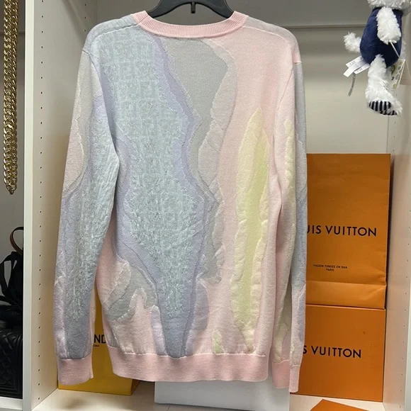 Pullover - Picture 3 of 3